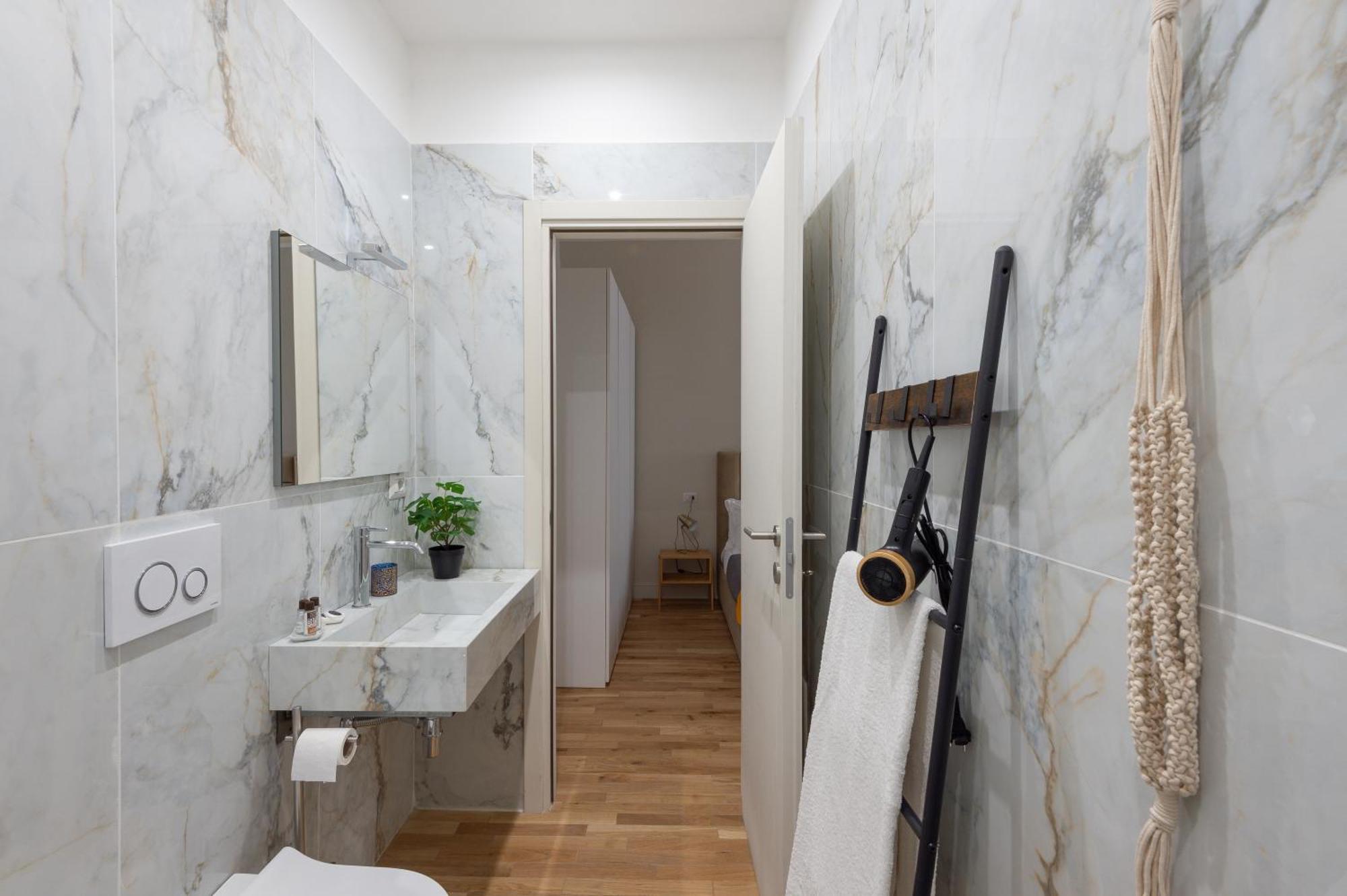 Cattaneo Monti Delizioso E Nuovissimo Appartamento โรม ภายนอก รูปภาพ