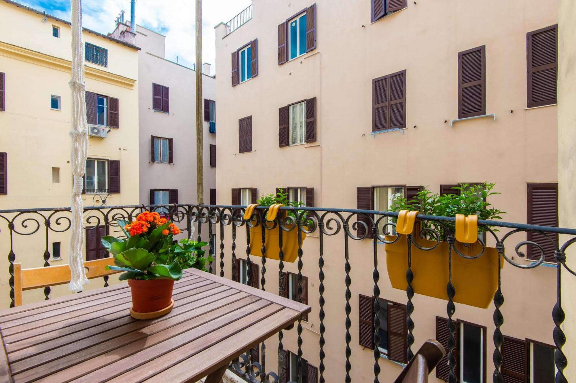 Cattaneo Monti Delizioso E Nuovissimo Appartamento โรม ภายนอก รูปภาพ